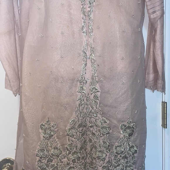 Agha noor pink shalvar kameez - Picture 3 of 4